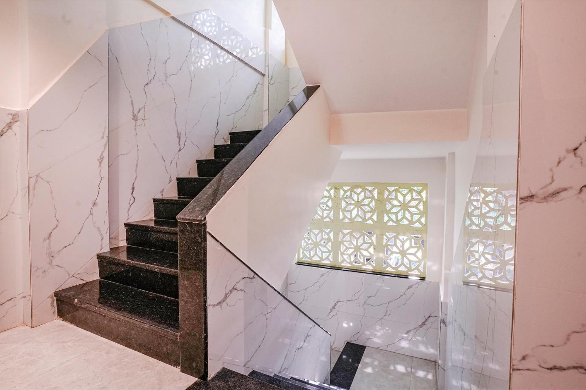 Hotel Fabexpress Utsav Residency - Nr Panvel Jāmb Exteriér fotografie