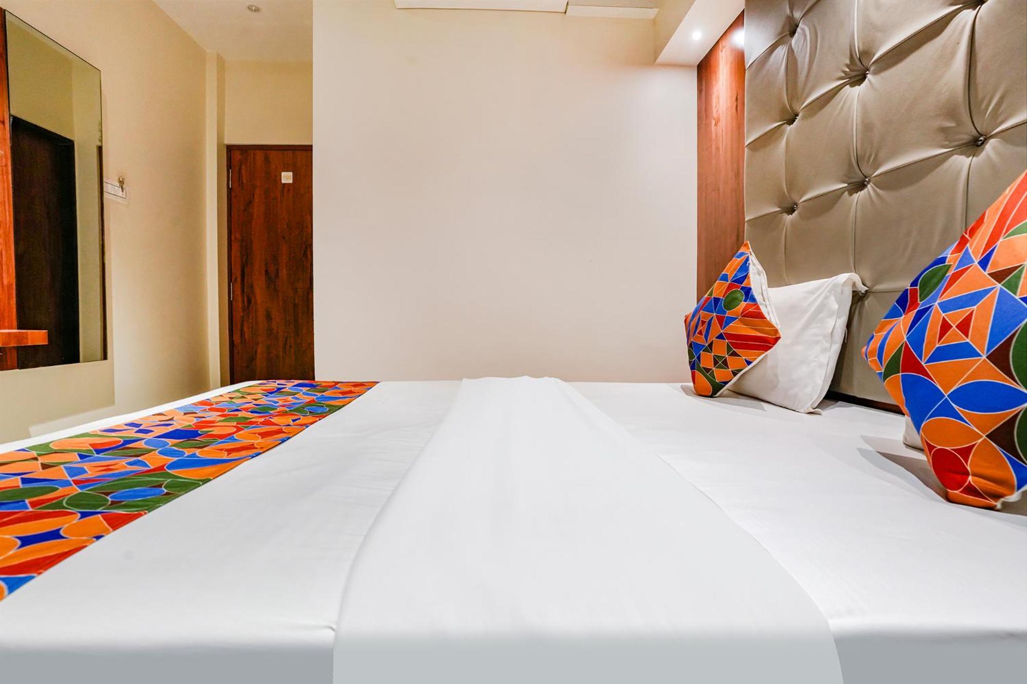 Hotel Fabexpress Utsav Residency - Nr Panvel Jāmb Exteriér fotografie
