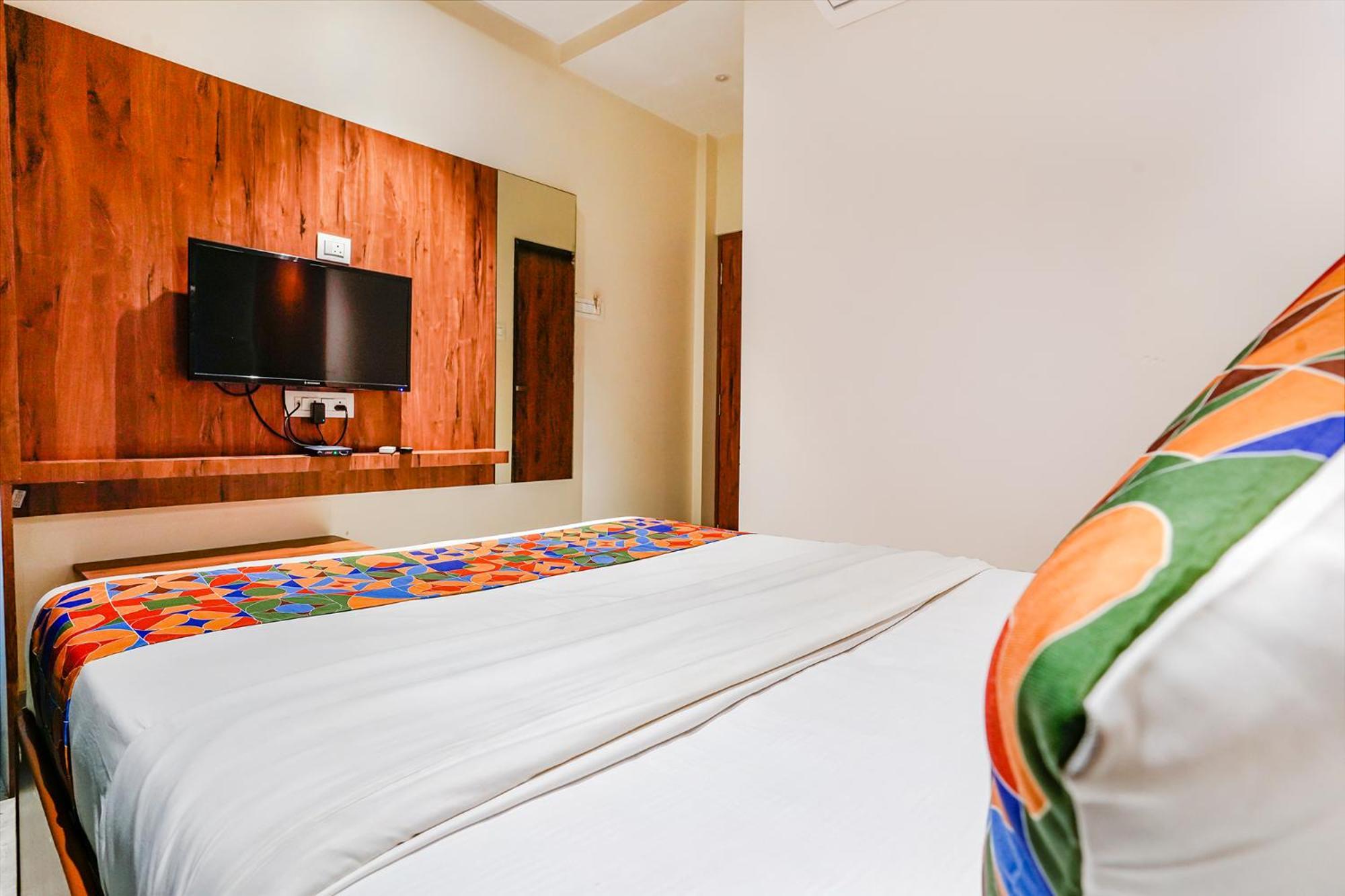 Hotel Fabexpress Utsav Residency - Nr Panvel Jāmb Exteriér fotografie