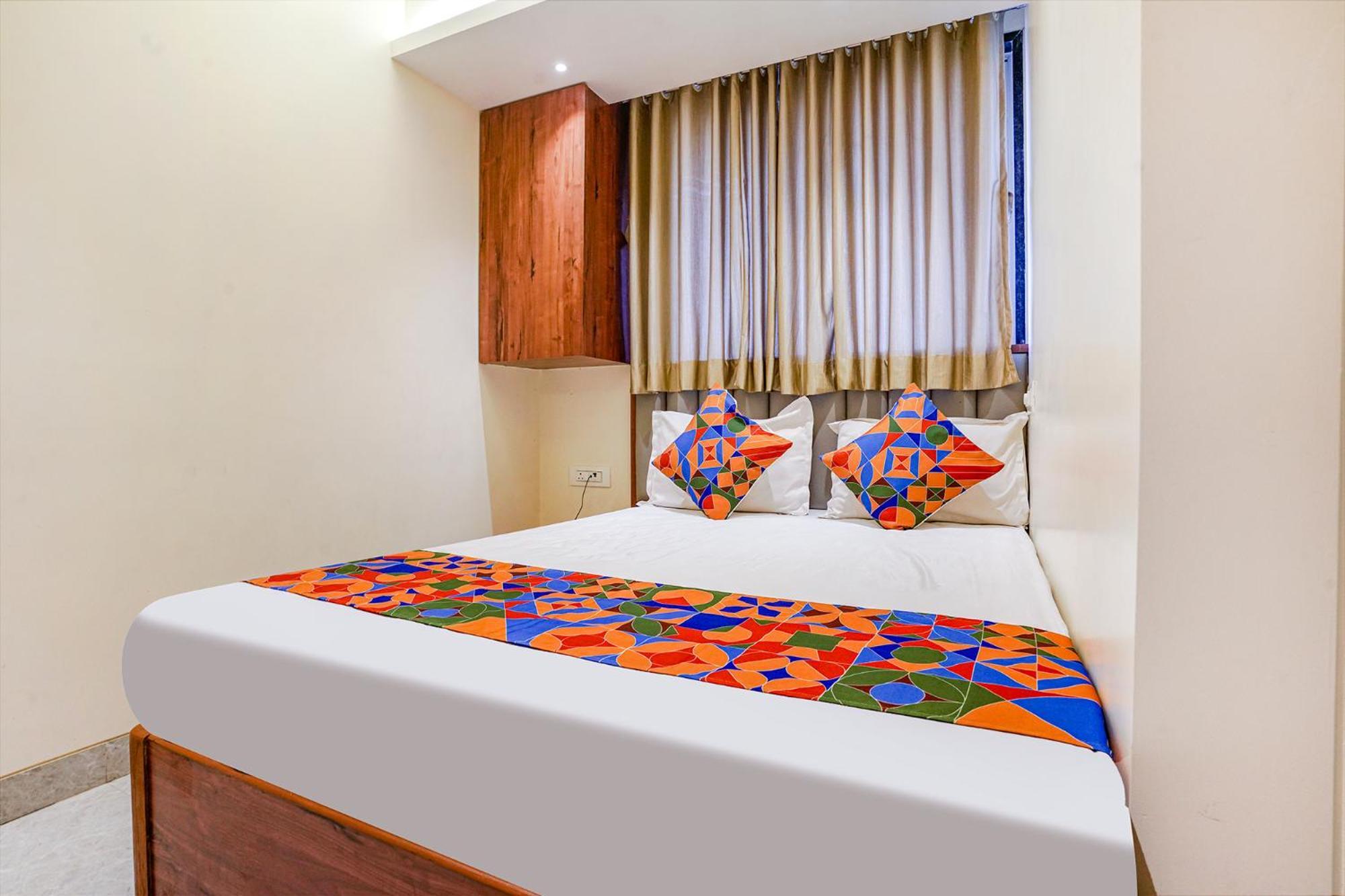 Hotel Fabexpress Utsav Residency - Nr Panvel Jāmb Exteriér fotografie