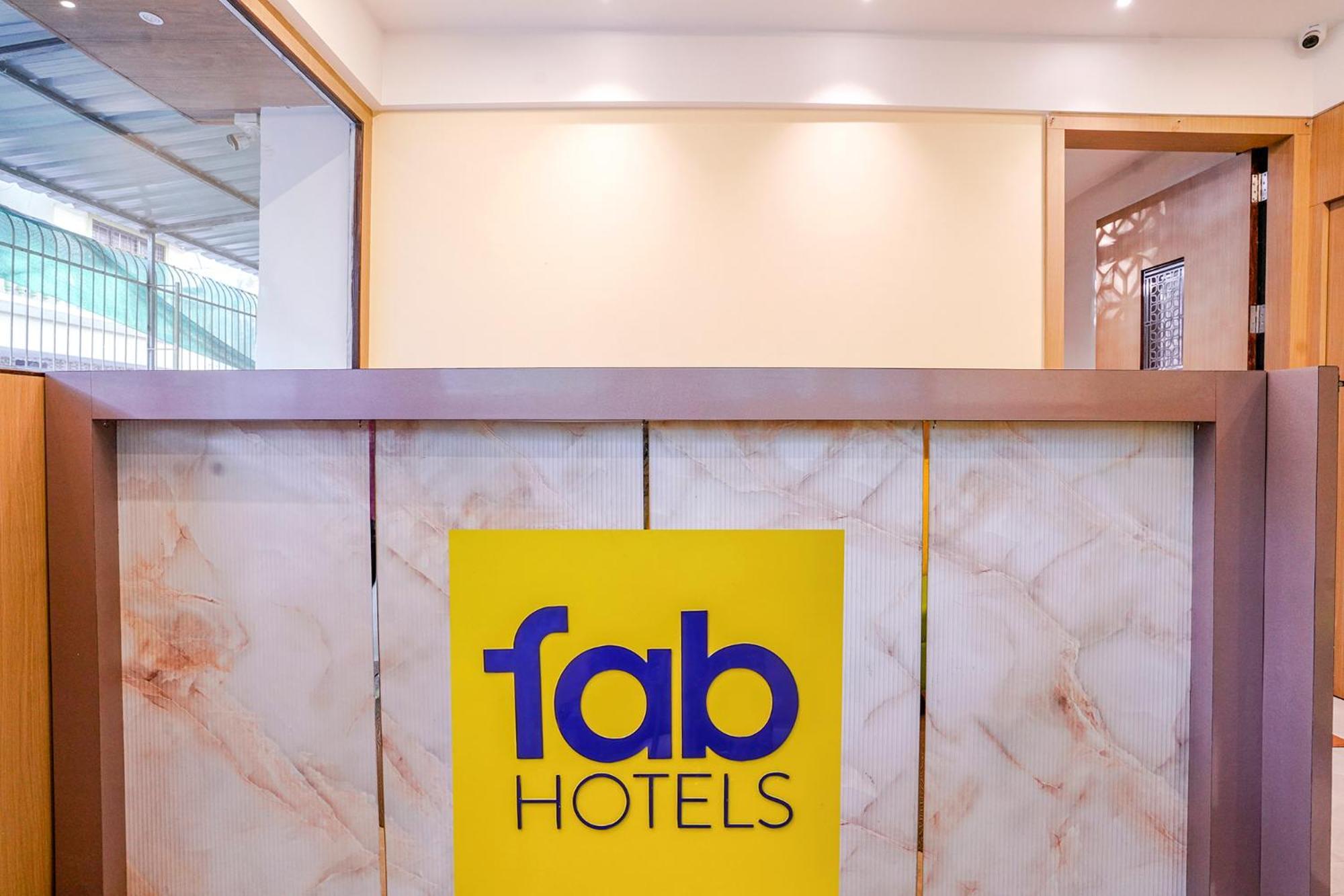 Hotel Fabexpress Utsav Residency - Nr Panvel Jāmb Exteriér fotografie